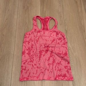 Women’s Lululemon Tank Top